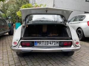 Imagen 4/6 de Citroën DS 20 (1971)