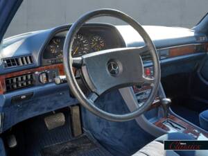Bild 13/22 von Mercedes-Benz 280 SEL (1984)