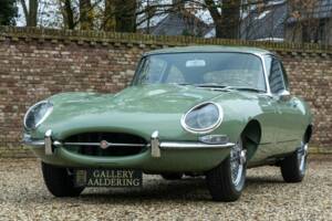 Afbeelding 22/50 van Jaguar E-Type 4.2 (1967)