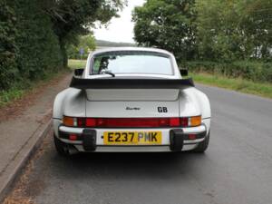 Bild 5/16 von Porsche 911 Turbo 3.3 (1988)