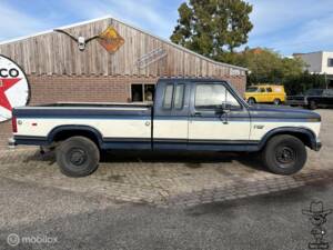 Bild 2/41 von Ford F-250 (1986)