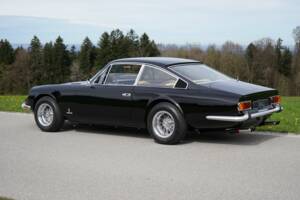 Image 3/16 de Ferrari 365 GT 2+2 (1968)