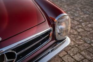 Image 4/70 de Mercedes-Benz 230 SL (1966)