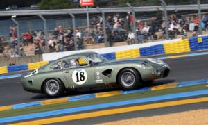 Image 7/17 of Aston Martin DP 214 (1961)