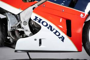 Immagine 26/48 di Honda VFR 750R RC 30 (1988)