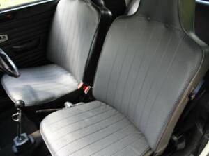 Bild 13/18 von Volkswagen Käfer 1600 (1972)