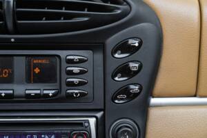 Image 45/50 de Porsche Boxster (2000)