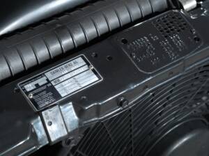 Afbeelding 19/52 van Mercedes-Benz 560 SEL (1988)