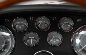 Imagen 32/36 de Maserati Mistral 3700 Spyder (1965)