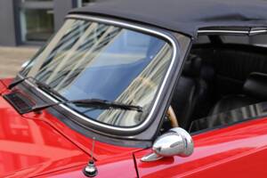 Image 11/49 of Triumph TR 6 (1976)