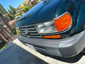 Image 4/41 of Toyota Land Cruiser J80 (1995)