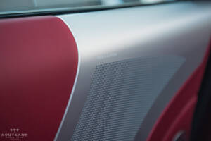 Image 13/14 of Aston Martin Virage (2012)