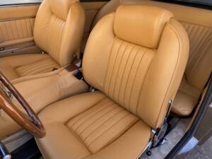 Image 43/101 of Maserati Mexico 4200 (1971)