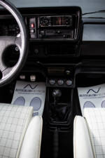 Image 23/35 de Volkswagen Golf Mk I Convertible 1.5 (1983)