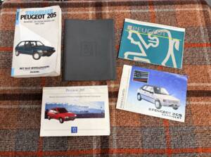 Image 8/20 of Peugeot 205 Roland Garros (1992)