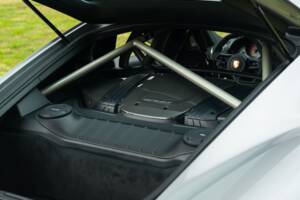 Image 73/100 of Porsche 718 Cayman GT4 RS Weissach (2024)