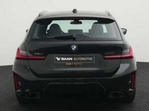 Image 9/50 of BMW 330i xDrive Touring (2025)