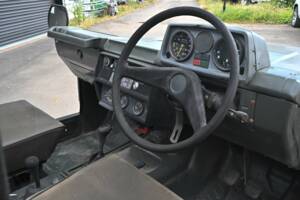 Immagine 38/50 di Mercedes-Benz 240 GD (SWB) (1987)