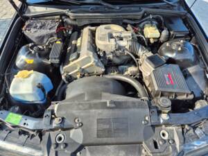 Image 41/49 of BMW 318is "Class II" (1994)