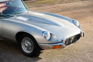 Bild 6/50 von Jaguar E-Type V12 (2+2) (1971)