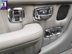 Image 45/50 of Bentley Brooklands (1992)