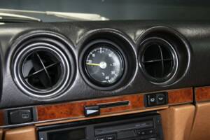 Image 16/50 de Mercedes-Benz 420 SL (1987)