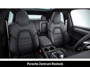 Bild 7/7 von Porsche Cayenne Coupé E-Hybrid (2022)