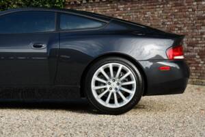 Image 23/50 of Aston Martin V12 Vanquish (2003)