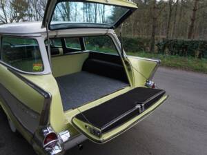 Immagine 17/23 di Chevrolet Bel Air Station Wagon (1957)