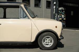 Image 19/47 of Innocenti Mini Cooper 1300 (1974)