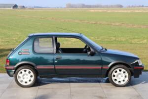 Bild 35/50 von Peugeot 205 GTi 1.9 (1991)