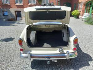 Image 14/15 of Volvo P 121 (1965)