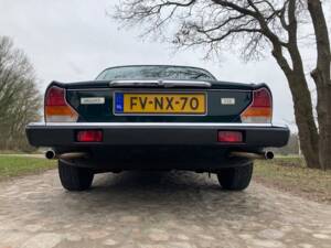 Bild 20/40 von Jaguar XJ 12 (1992)