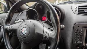 Image 37/60 of Alfa Romeo 147 3.2 GTA (2003)