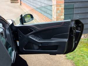 Immagine 57/72 di Aston Martin Vanquish Volante (2016)