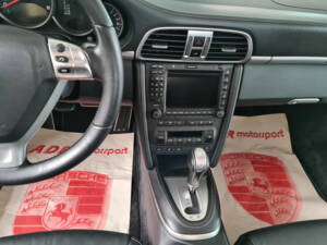 Imagen 13/15 de Porsche 911 Carrera 4S (2007)