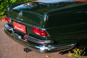 Bild 35/41 von Mercedes-Benz 250 SE (1967)