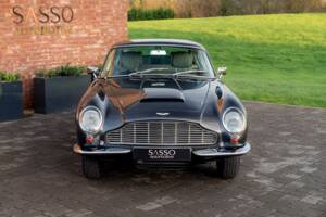Image 4/79 of Aston Martin DB 6 (1968)