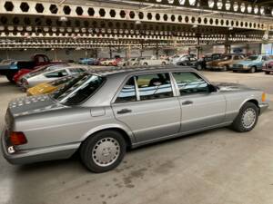Afbeelding 15/38 van Mercedes-Benz 420 SEL (1986)
