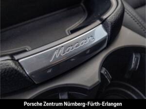 Bild 46/49 von Porsche Macan S (2022)