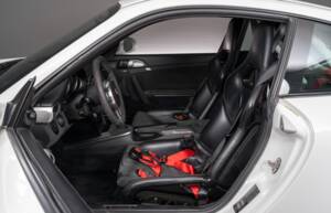 Imagen 22/46 de Porsche 911 Carrera GTS (2011)