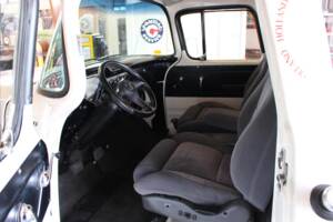 Image 13/23 of Chevrolet 3100 ½-ton (1956)