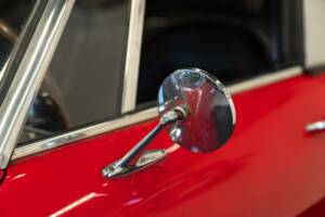 Image 18/50 of Alfa Romeo 1600 Spider (1972)