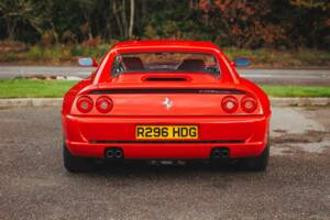 Image 7/50 de Ferrari F 355 Berlinetta (1998)