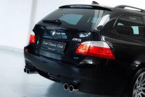 Bild 27/32 von BMW M5 Touring (2007)