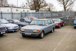 Bild 14/50 von Mercedes-Benz 280 TE (1983)