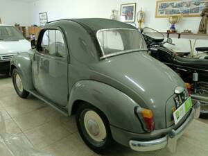 Bild 21/44 von FIAT 500 C Topolino (1950)