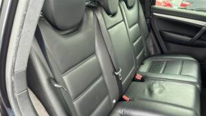 Image 26/50 of Porsche Cayenne Turbo (2007)