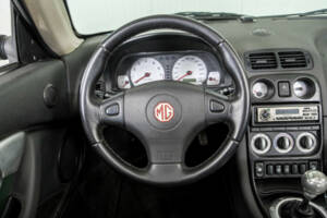Immagine 8/50 di MG F 1.8i (2000)