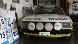 Imagen 3/40 de Opel Ascona 2000 SR (1981)
